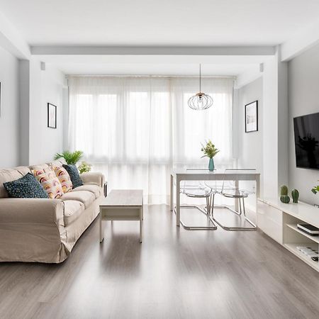 Wintowinrentals Bien Situado, Completo Y Acogedor Malaga Ngoại thất bức ảnh