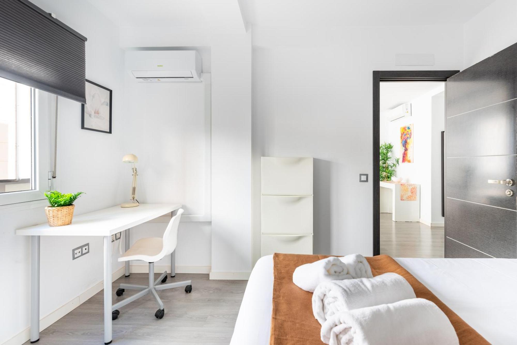 Wintowinrentals Bien Situado, Completo Y Acogedor Malaga Ngoại thất bức ảnh