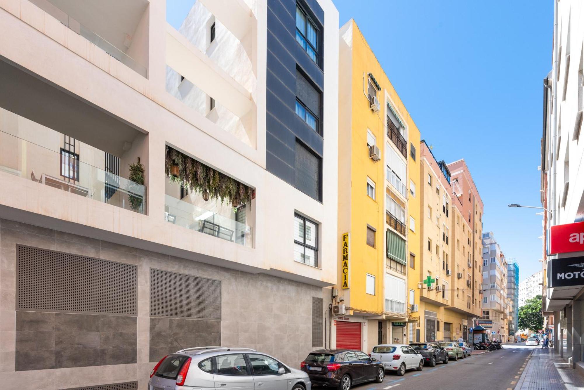 Wintowinrentals Bien Situado, Completo Y Acogedor Malaga Ngoại thất bức ảnh